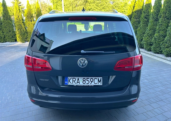 Volkswagen Sharan cena 49900 przebieg: 215000, rok produkcji 2014 z Sztum małe 232